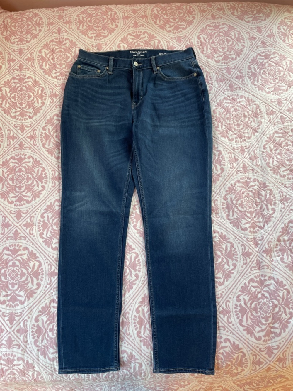 Men’s Banana Republic Dark Blue Jeans Travel Jeans 33x32 Athletic Fit